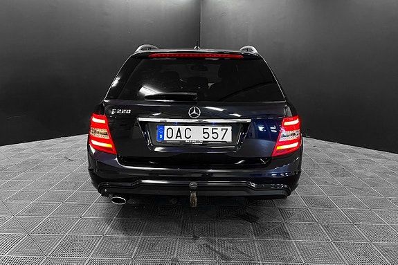 Mercedes-Benz C220 7 of 22