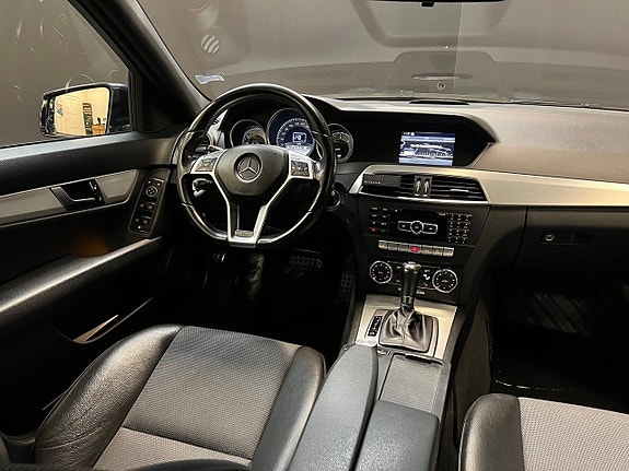 Mercedes-Benz C220 17 of 22