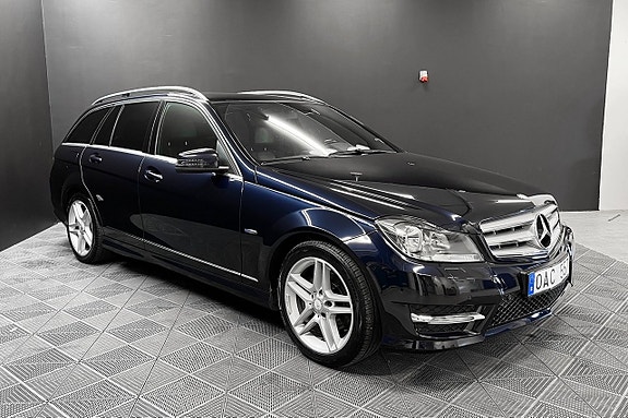 Mercedes-Benz C220 3 of 22