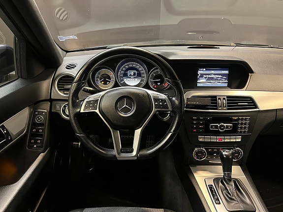 Mercedes-Benz C220 16 of 22
