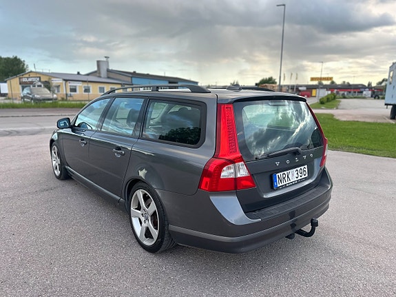 Volvo V70 5 of 5