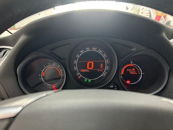 Citroen C4 6 of 8