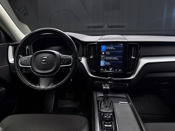 Volvo XC60 18 of 30