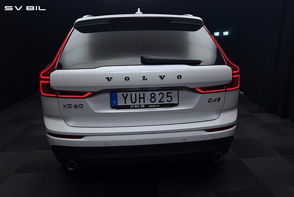 Volvo XC60 8 of 30
