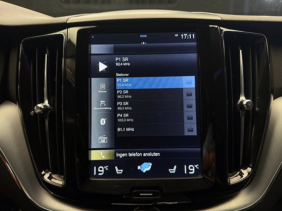 Volvo XC60 30 of 30