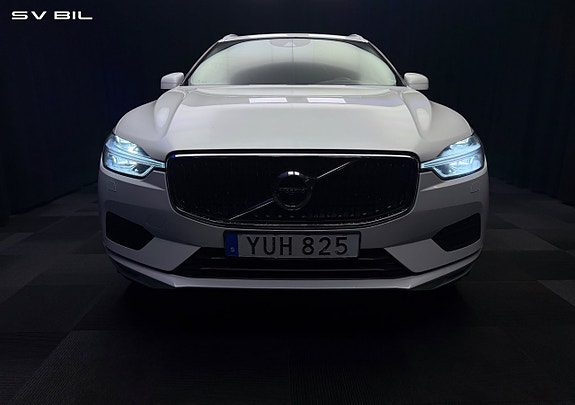 Volvo XC60 11 of 30