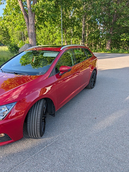Seat Leon 3 of 5