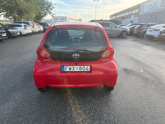 Toyota Aygo 8 of 14
