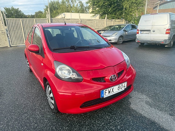 Toyota Aygo 3 of 5
