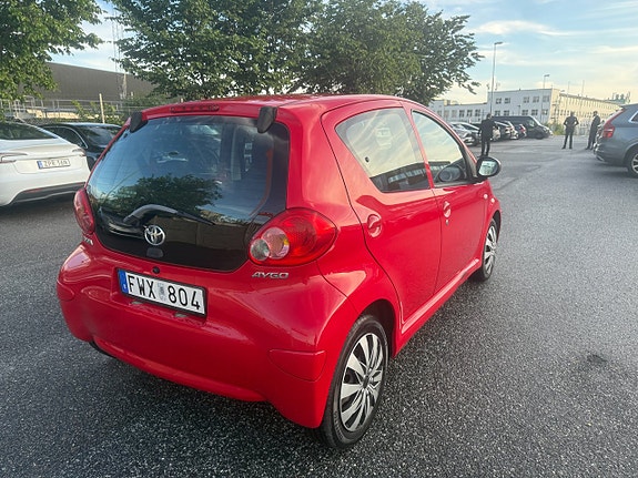 Toyota Aygo 4 of 5