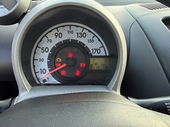 Toyota Aygo 14 of 14