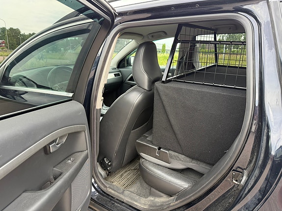 Volvo V70 8 of 11