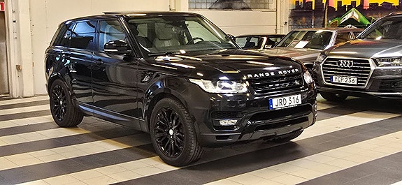 Land Rover Range Rover Sport 9 of 19