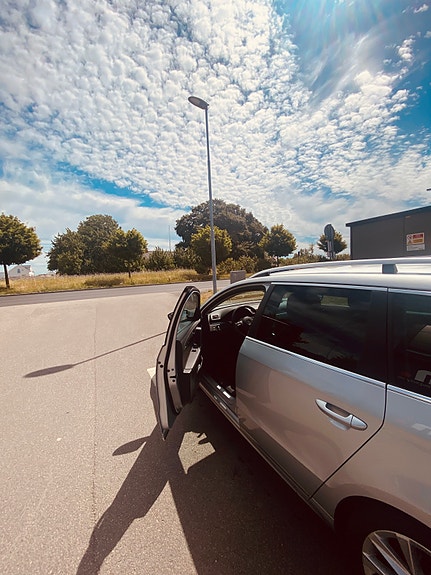 Volkswagen Passat 24 of 28