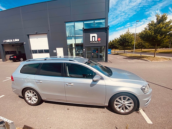Volkswagen Passat 27 of 28