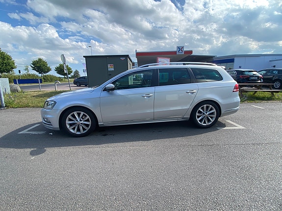 Volkswagen Passat 3 of 5