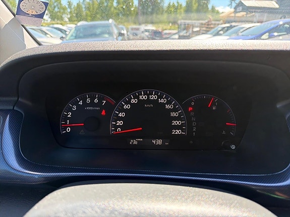 Honda FR-V 12 of 21