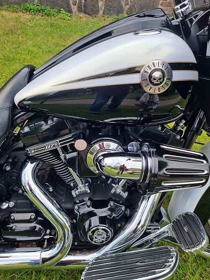 Harley-Davidson Road Glide Ultra cvo 7 of 7