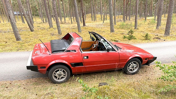 Fiat X 1/9 4 of 5