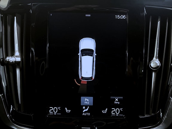 Volvo V90 Cross Country 12 of 16