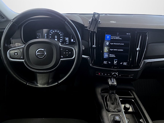 Volvo V90 Cross Country 8 of 16