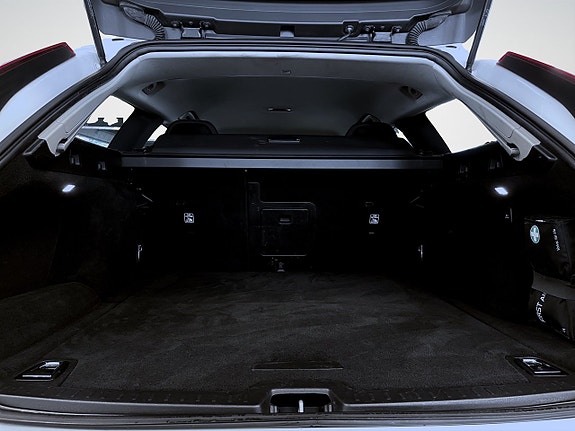 Volvo V90 Cross Country 15 of 16