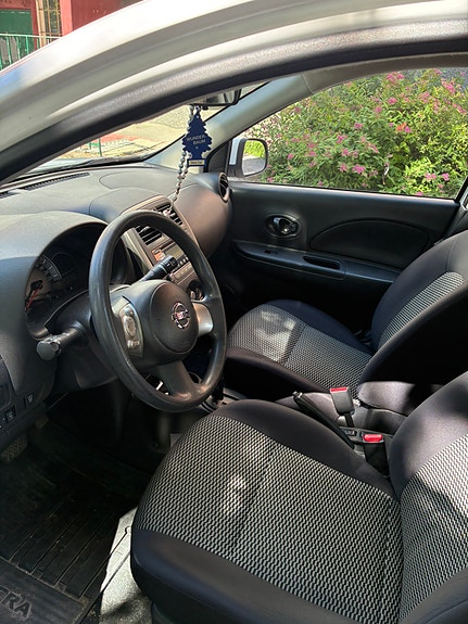 Nissan Micra 4 of 4