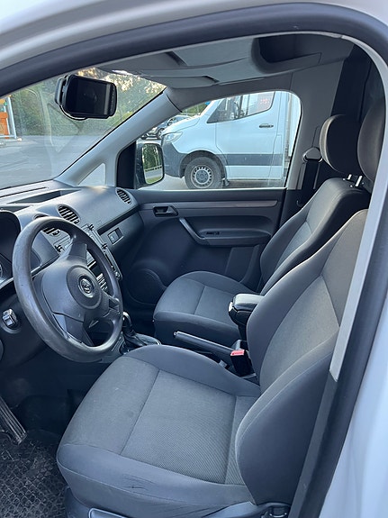 Volkswagen Caddy Maxi 5 of 5