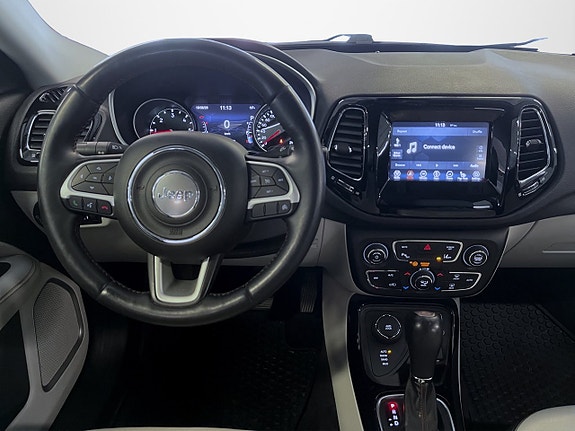 Jeep Compass 8 of 16