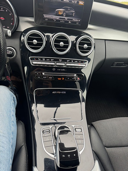 Mercedes-Benz C180 6 of 6