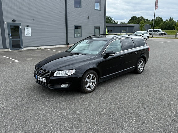 Volvo V70 4 of 5