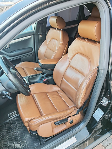 Audi A4 6 of 12