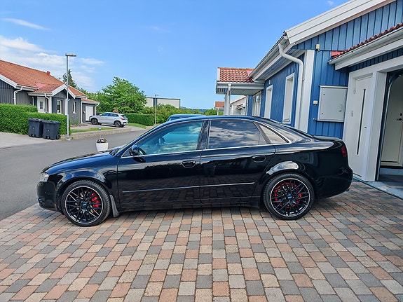 Audi A4 5 of 12