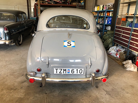 Austin A40 6 of 16