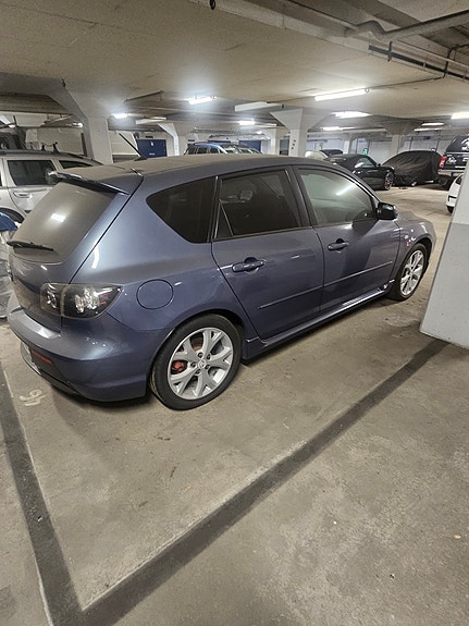 Mazda 3 2 of 5