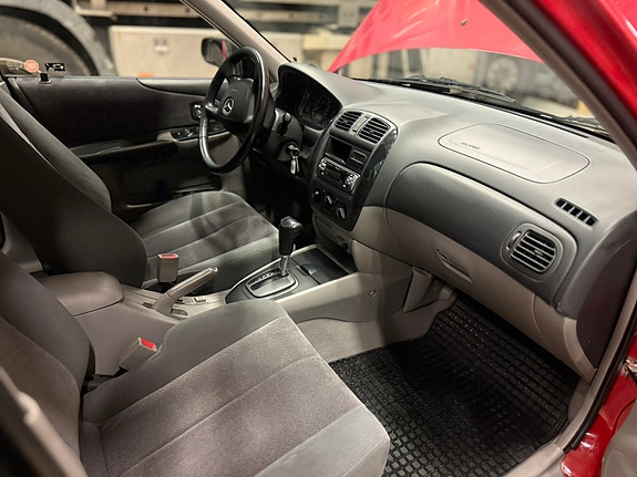 Mazda 323S 3 of 4