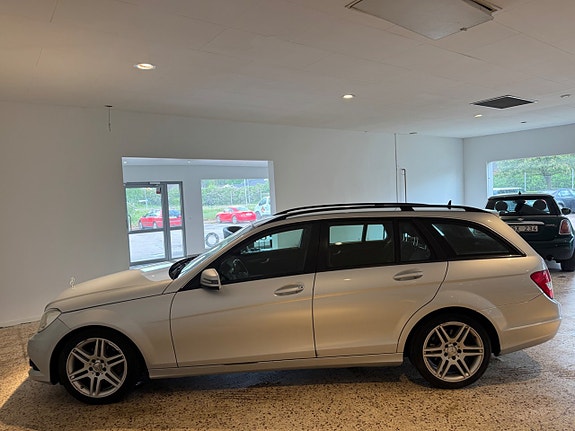 Mercedes-Benz C-Klass 5 of 5