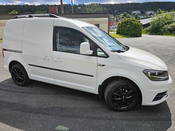 Volkswagen Caddy 2 of 5