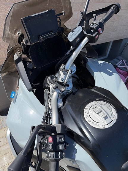 BMW F 850 GS Adventure 4 of 12