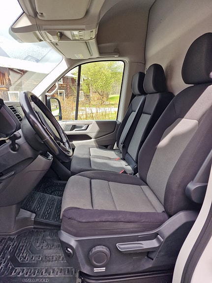 Volkswagen Crafter 35 6 of 6