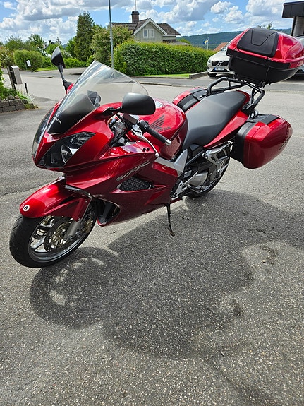 Honda VFR800 V-TEC ABS 5 of 5