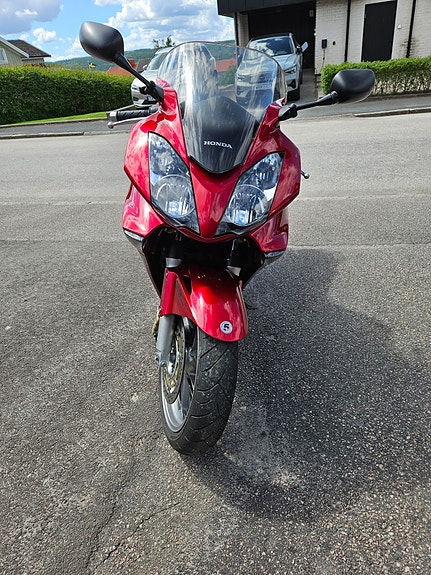 Honda VFR800 V-TEC ABS 3 of 5