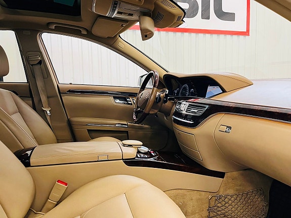 Mercedes-Benz S350 10 of 27