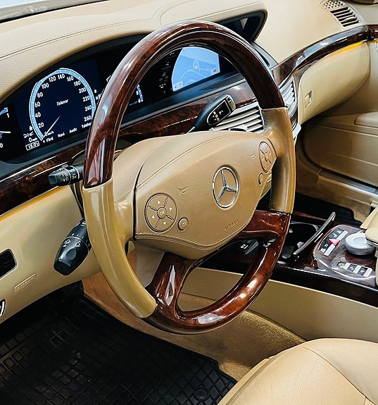 Mercedes-Benz S350 22 of 27