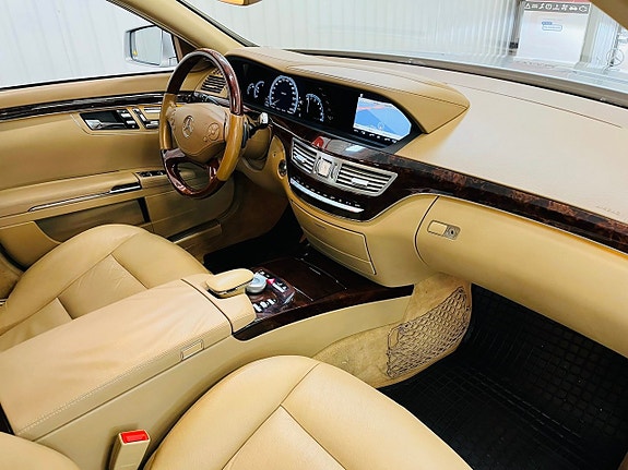 Mercedes-Benz S350 13 of 27