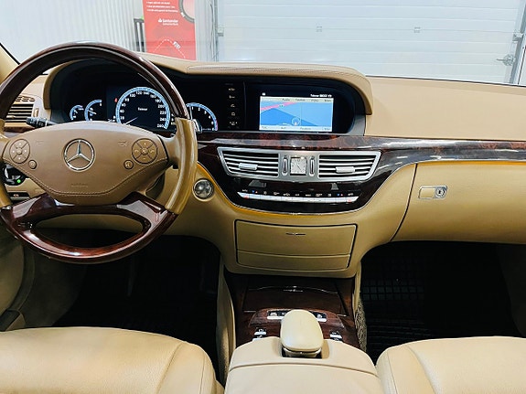 Mercedes-Benz S350 19 of 27