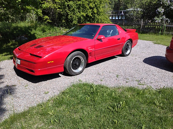 Pontiac Trans Am 3 of 7