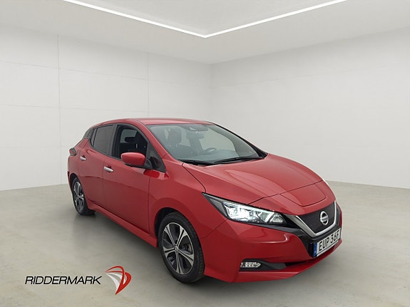 Nissan Leaf 4 of 5
