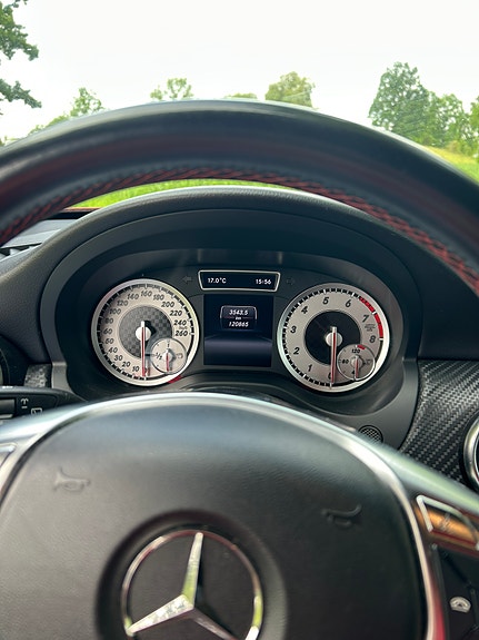 Mercedes-Benz A180 6 of 8
