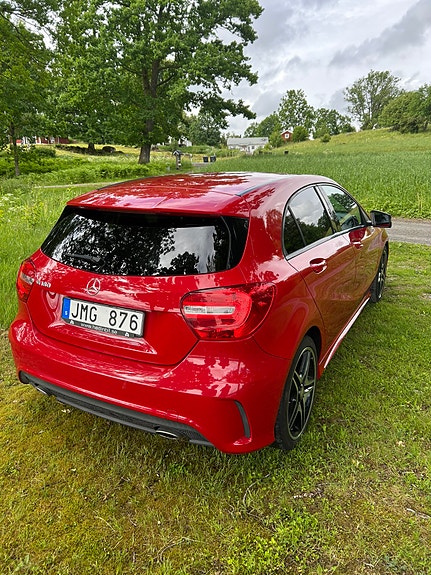 Mercedes-Benz A180 4 of 5